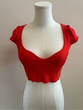 Urban Outfitters Ribbed Sweetheart Crop Top XS NWT